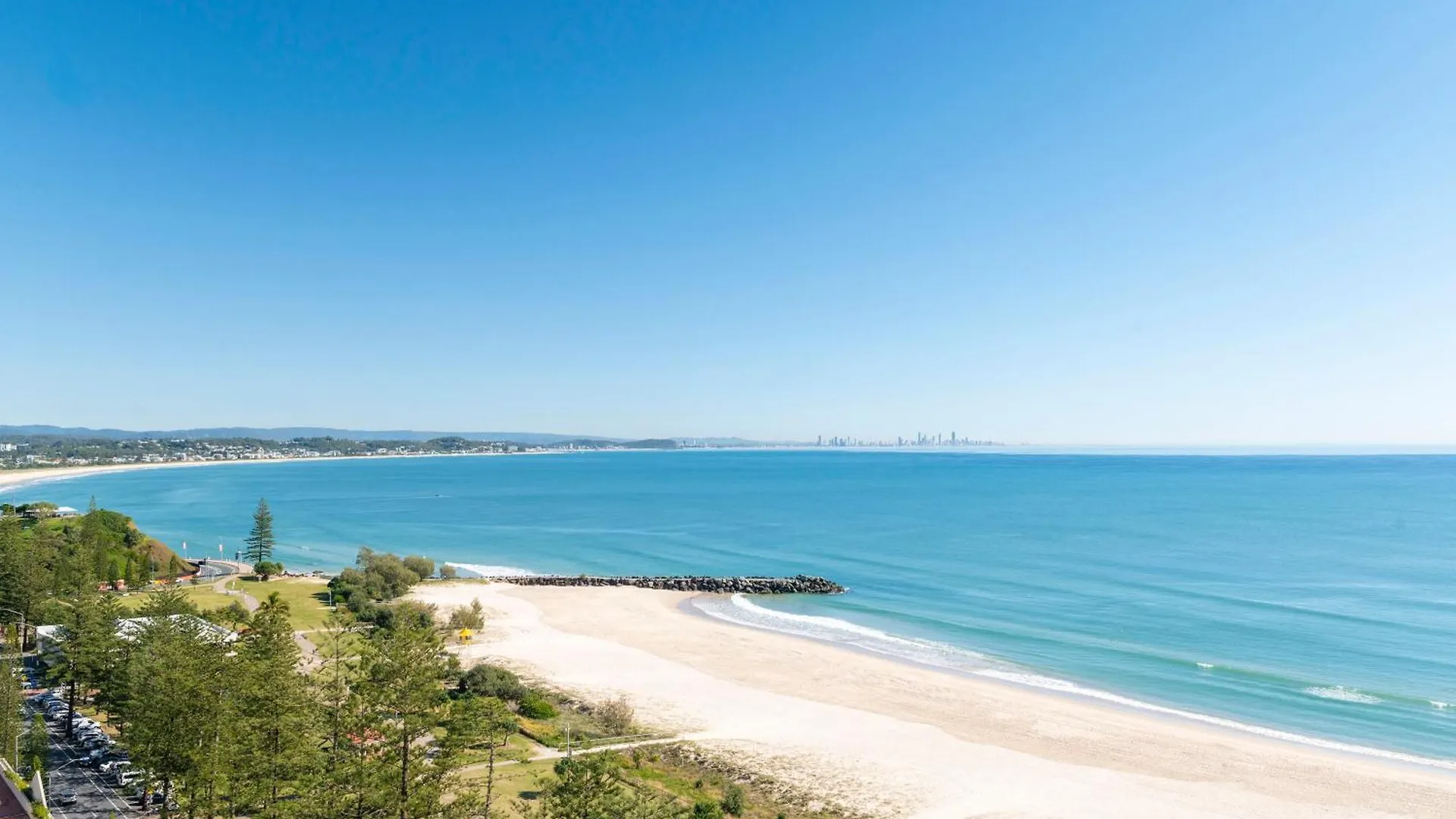 **** Апарт-отель Mantra Coolangatta Beach Голд-Кост Австралия